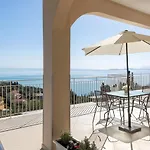 Luna Apartments Corfu